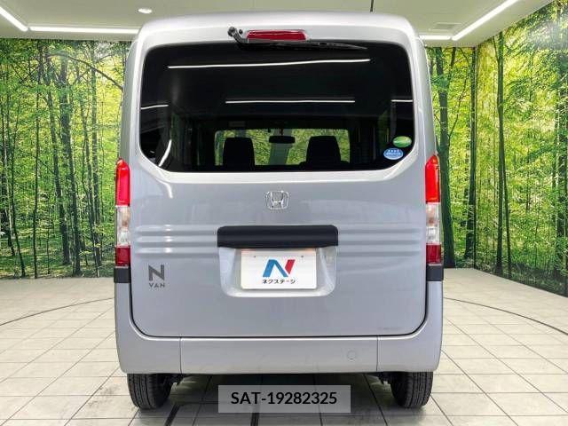 Honda N-VAN 2018-10 281594-15