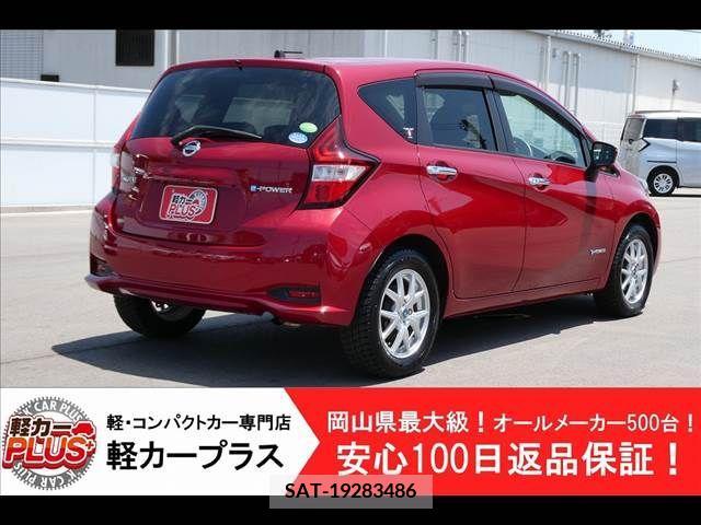 Nissan NOTE 2019-04 305487-1