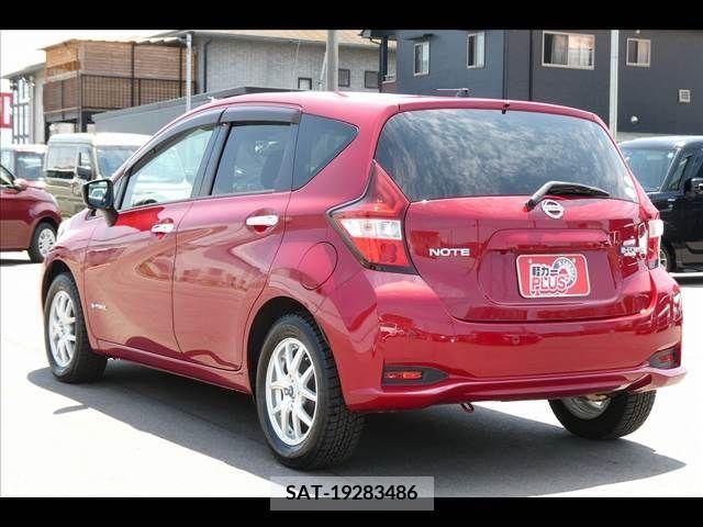 Nissan NOTE 2019-04 305487-17