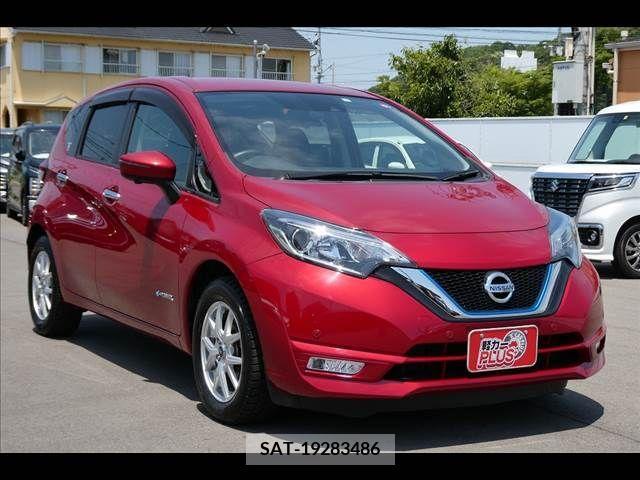 Nissan NOTE 2019-04 305487-15