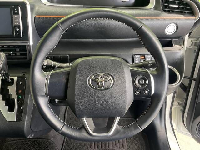 Toyota SIENTA 2016-03 188436-12
