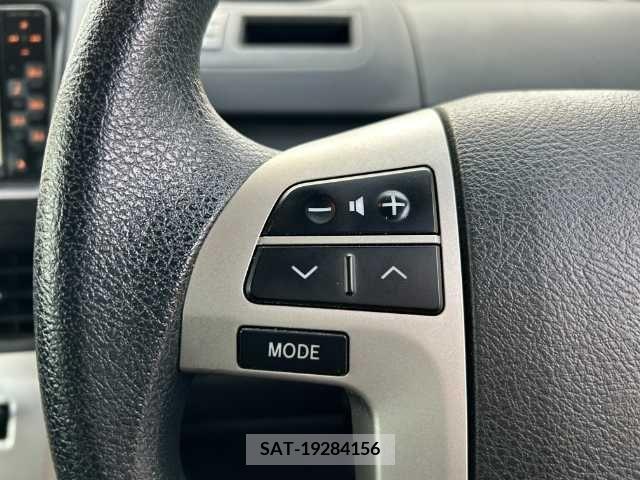 Toyota VOXY 2011-07 341390-10