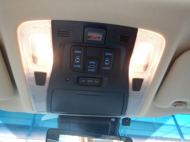 Toyota VELLFIRE 2018-04 9568-14