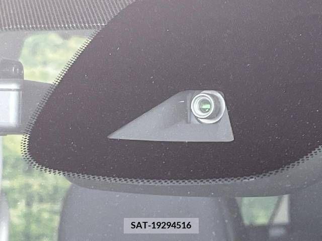 Nissan SERENA 2019-03 284200-3