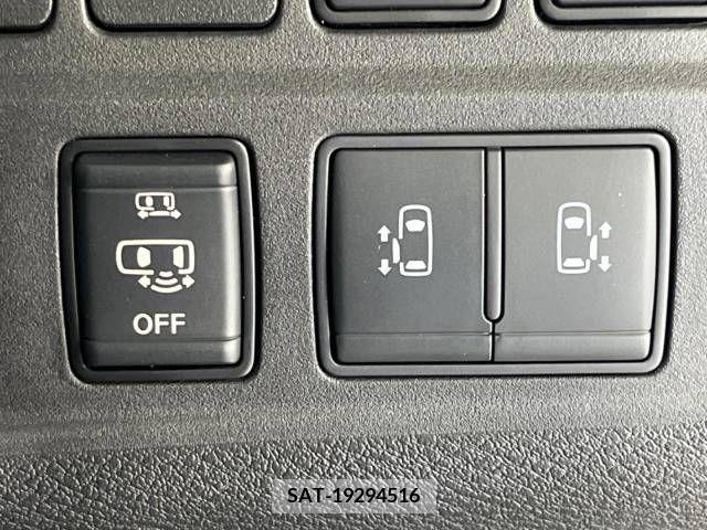 Nissan SERENA 2019-03 284200-6