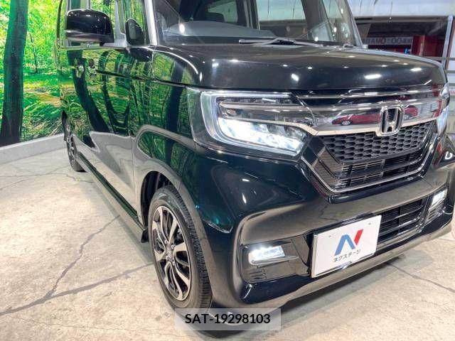 Honda N BOX CUSTOM 2020-01 307111-12