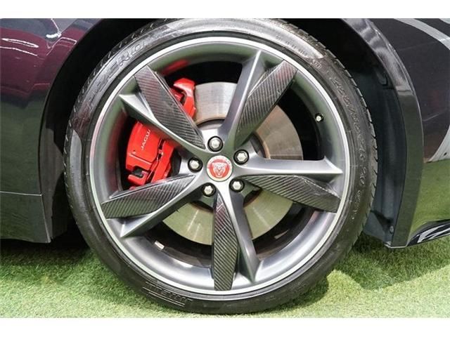 Jaguar F-TYPE 2017-06 9329-9