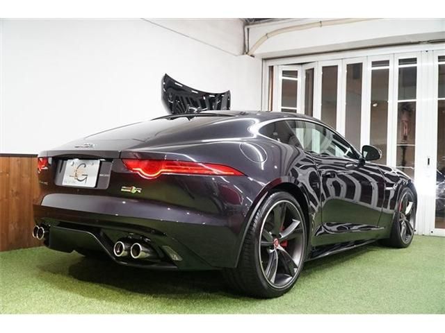 Jaguar F-TYPE 2017-06 9329-5