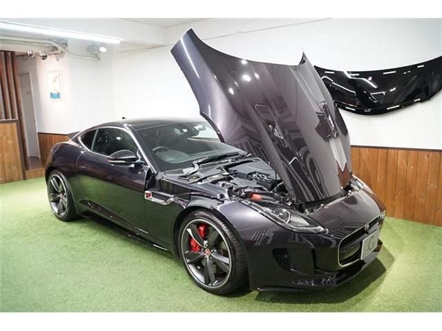 Jaguar F-TYPE 2017-06 9329-11