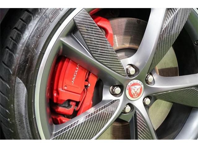 Jaguar F-TYPE 2017-06 9329-10