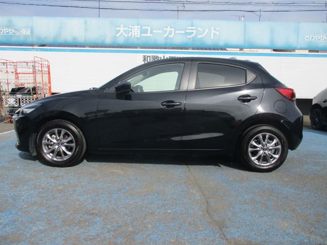 Mazda MAZDA2 2021-04 3562-5
