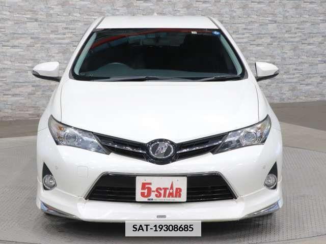 Toyota AURIS 2013-11 339005-10