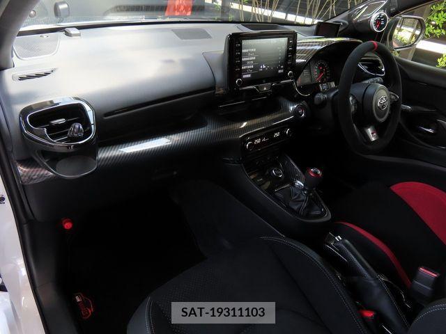 Toyota YARIS 2021-03 238635-12