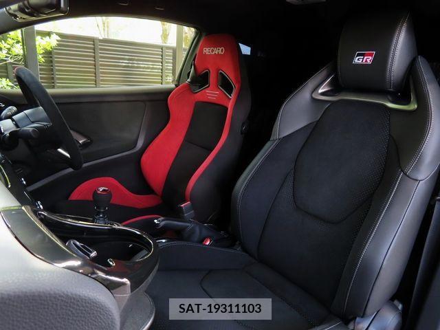 Toyota YARIS 2021-03 238635-13