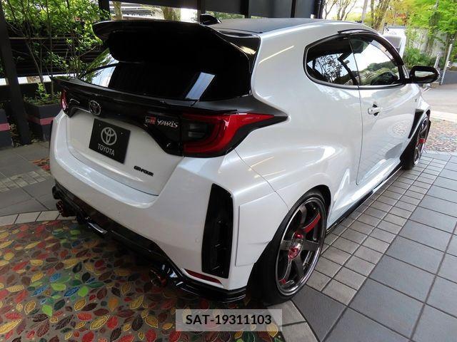 Toyota YARIS 2021-03 238635-8