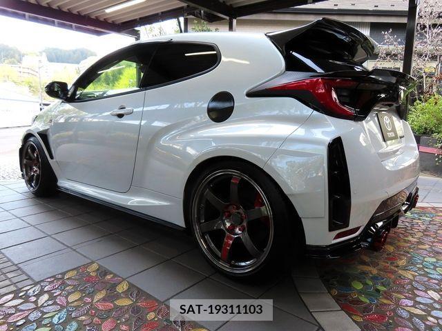 Toyota YARIS 2021-03 238635-10