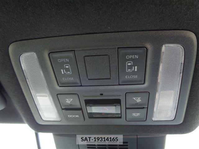 Toyota NOAH HYBRID 2022-07 332539-18
