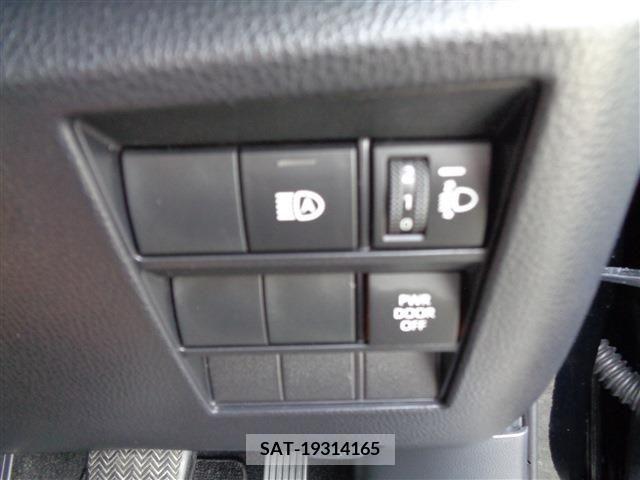 Toyota NOAH HYBRID 2022-07 332539-26