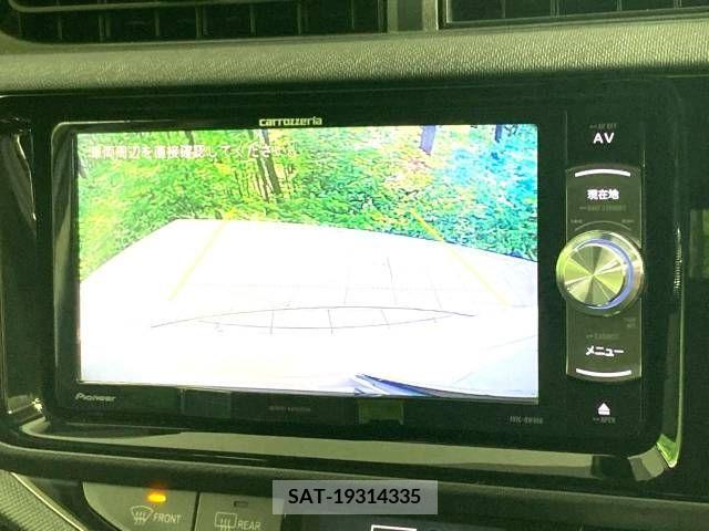 Toyota AQUA 2016-10 261896-3