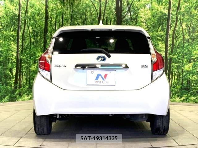 Toyota AQUA 2016-10 261896-15