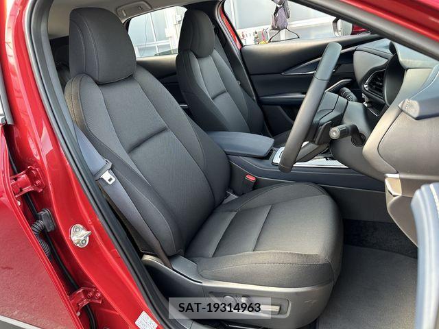 Mazda CX-30 2023-06 358511-12