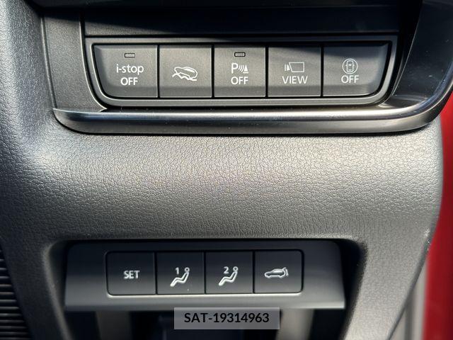 Mazda CX-30 2023-06 358511-10
