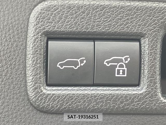 Toyota HARRIER HYBRID 2020-08 218028-17