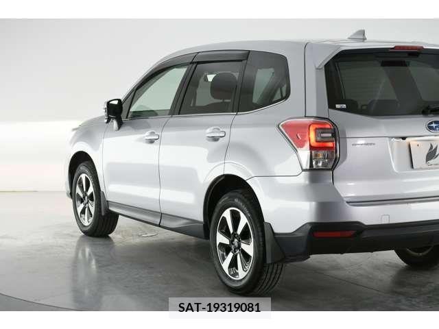 Subaru FORESTER 2018-06 396603-6