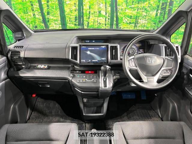 Honda e 2012-06 328968-1