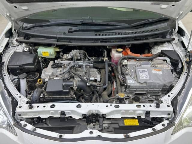 Toyota AQUA 2013-05 28727-18