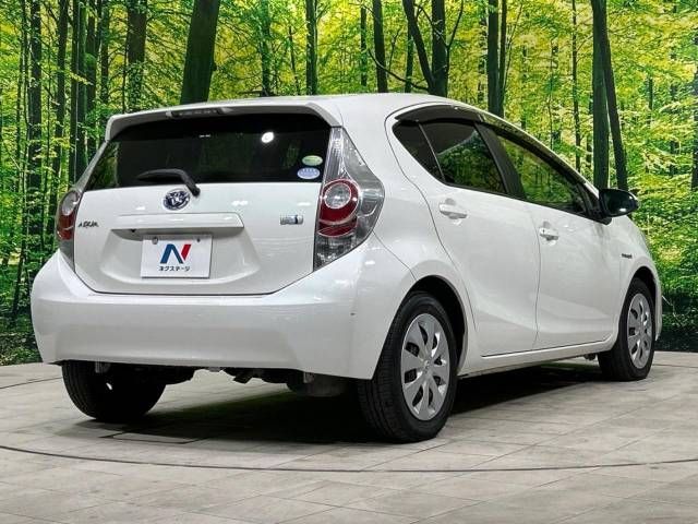 Toyota AQUA 2013-05 28727-17