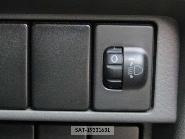 Suzuki EVERY 2019-09 359922-16