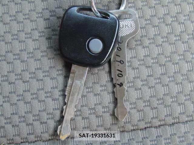 Suzuki EVERY 2019-09 359922-15