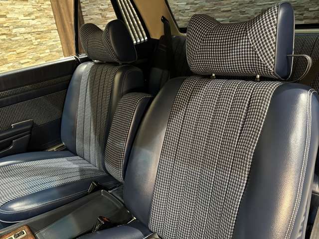 Mercedes Benz SLC 1979-03 10417-19