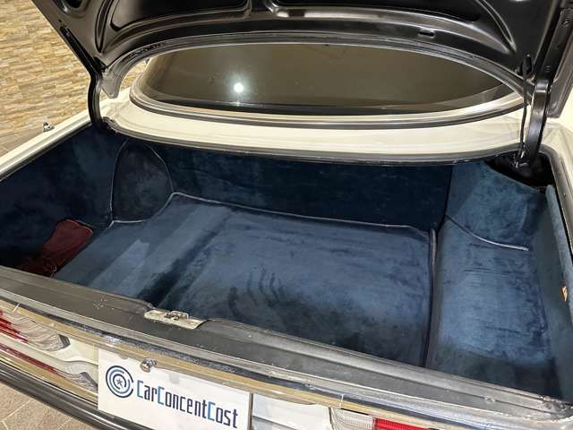 Mercedes Benz SLC 1979-03 10417-15