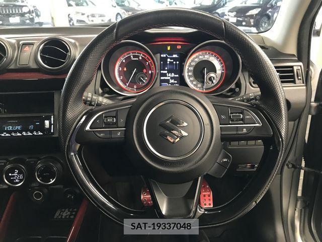 Suzuki SWIFT 2018-03 378045-11