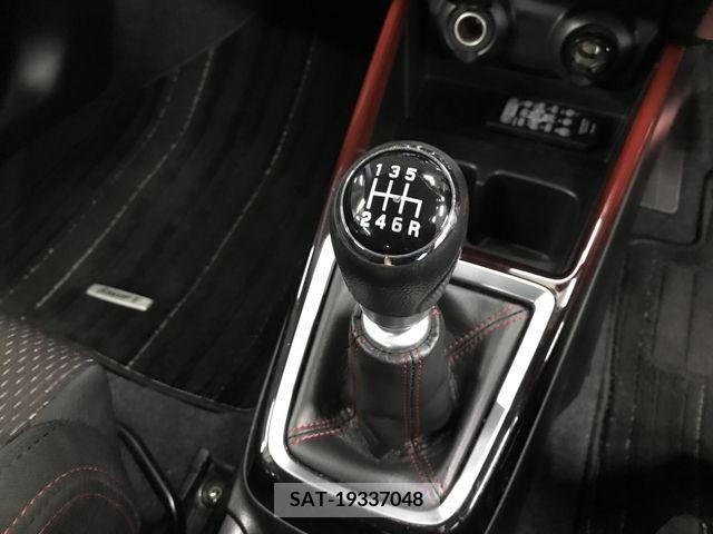 Suzuki SWIFT 2018-03 378045-19