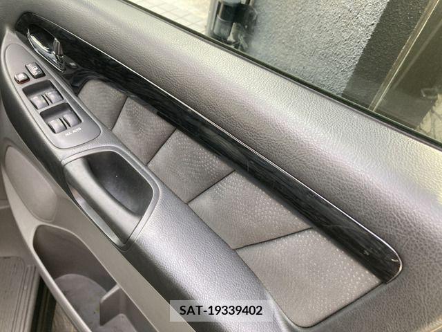 Toyota ALPHARD 2005-06 203377-9