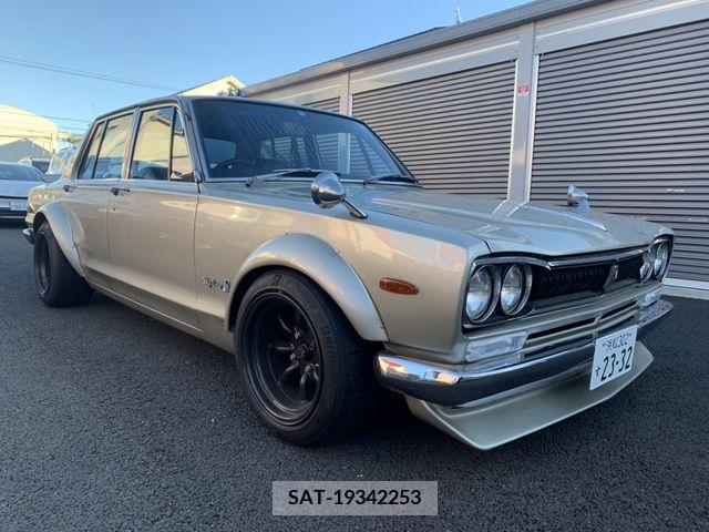 Nissan SKYLINE 1971-05 207360-3