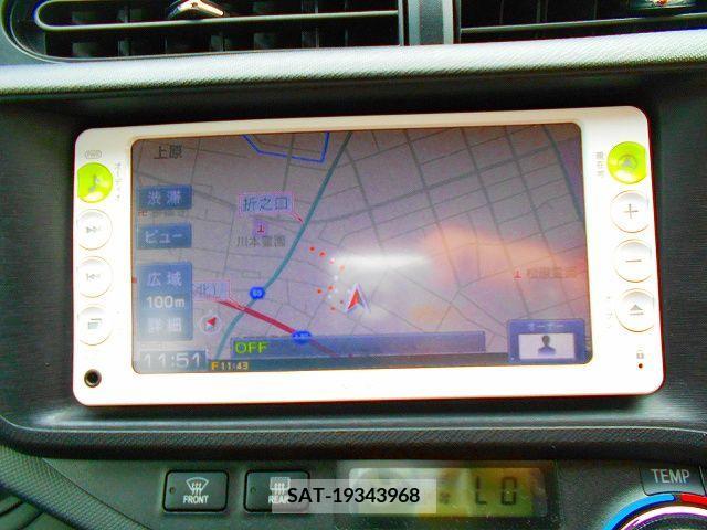 Toyota AQUA 2012-02 236782-4