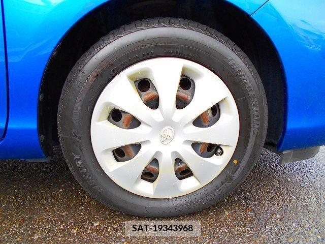 Toyota AQUA 2012-02 236782-26