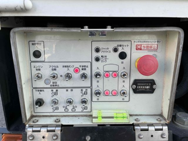 Hino DUTRO 2016-09 18200-11