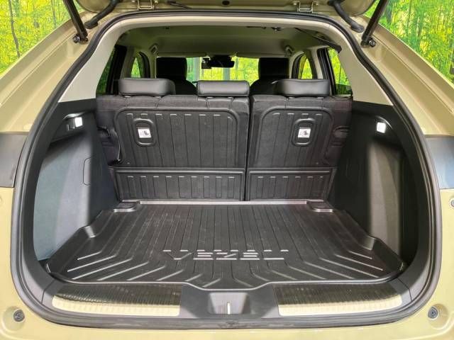 Honda VEZEL 2021-10 181045-9