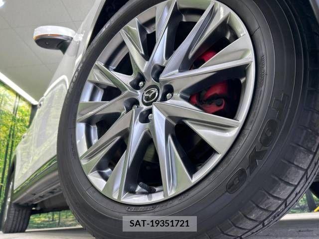 Mazda CX-8 2018-03 215651-14