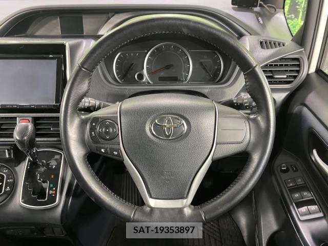 Toyota NOAH 2014-09 223041-11