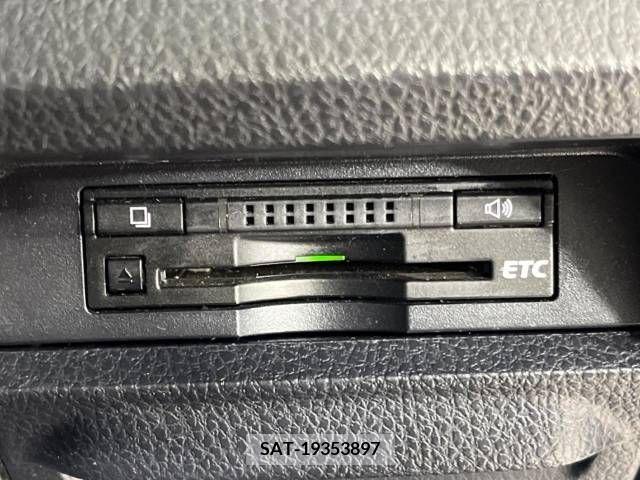 Toyota NOAH 2014-09 223041-5