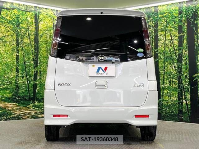 Nissan ROOX 2012-08 388450-15