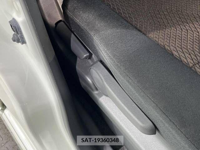 Nissan ROOX 2012-08 388450-5