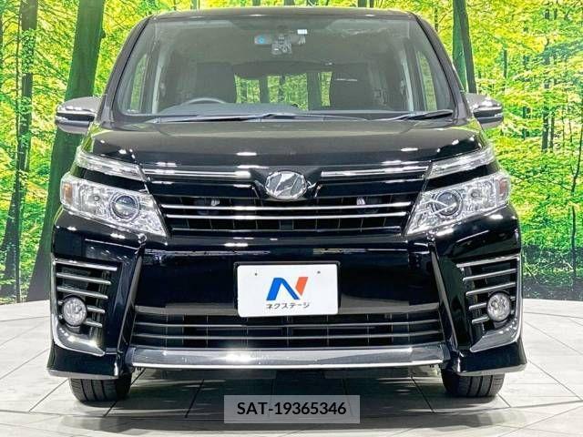 Toyota VOXY 2015-11 378325-14
