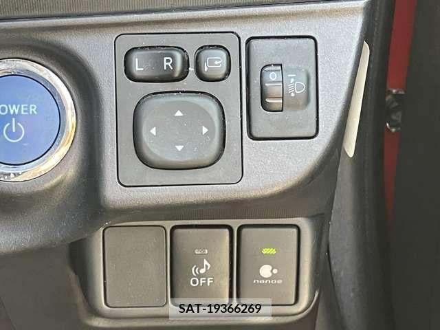 Toyota AQUA 2015-03 292054-16